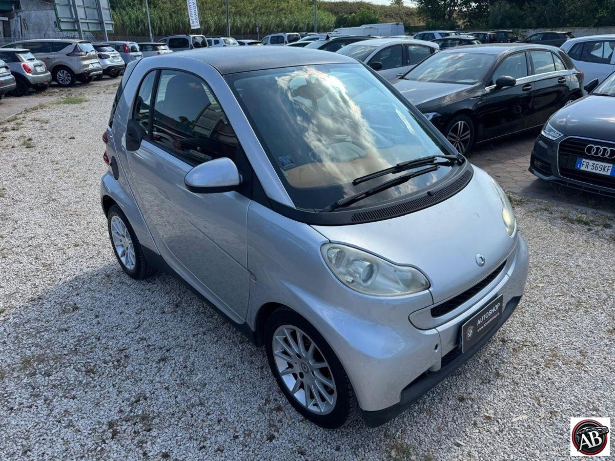 smart Fortwo 1000 52 kW coupé limited two (2)