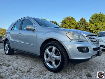 Mercedes-Benz Classe ML 280 CDI Sport (17)
