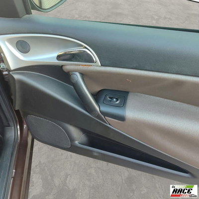 Lancia Ypsilon 1.4 Platino Ecochic GPL (17)