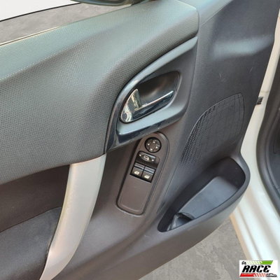 Citroen C3 1.4 HDi 70 FAP Exclusive Style (12)