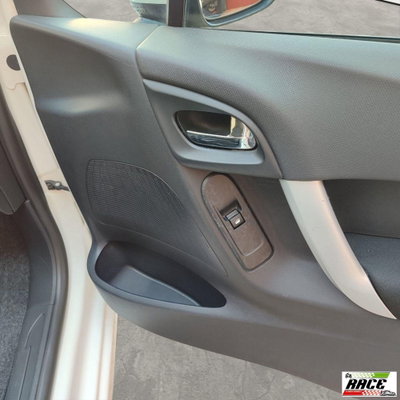 Citroen C3 1.4 HDi 70 FAP Exclusive Style (17)