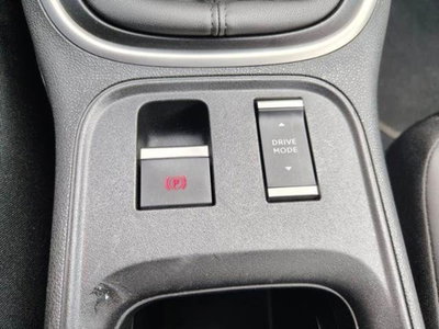 Jeep Avenger 1.2 turbo Summit fwd 100cv (10)