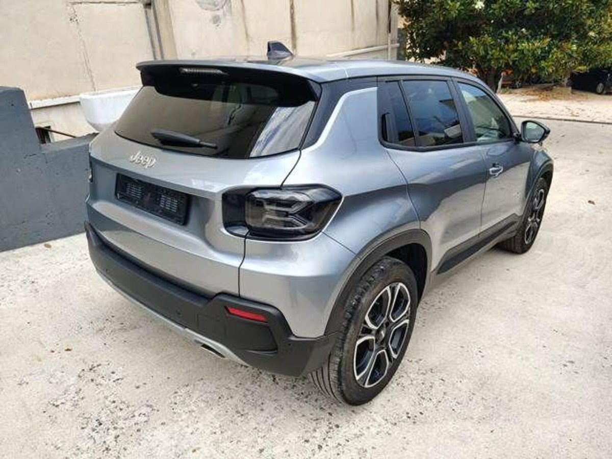 Jeep Avenger 1.2 turbo Summit fwd 100cv (2)