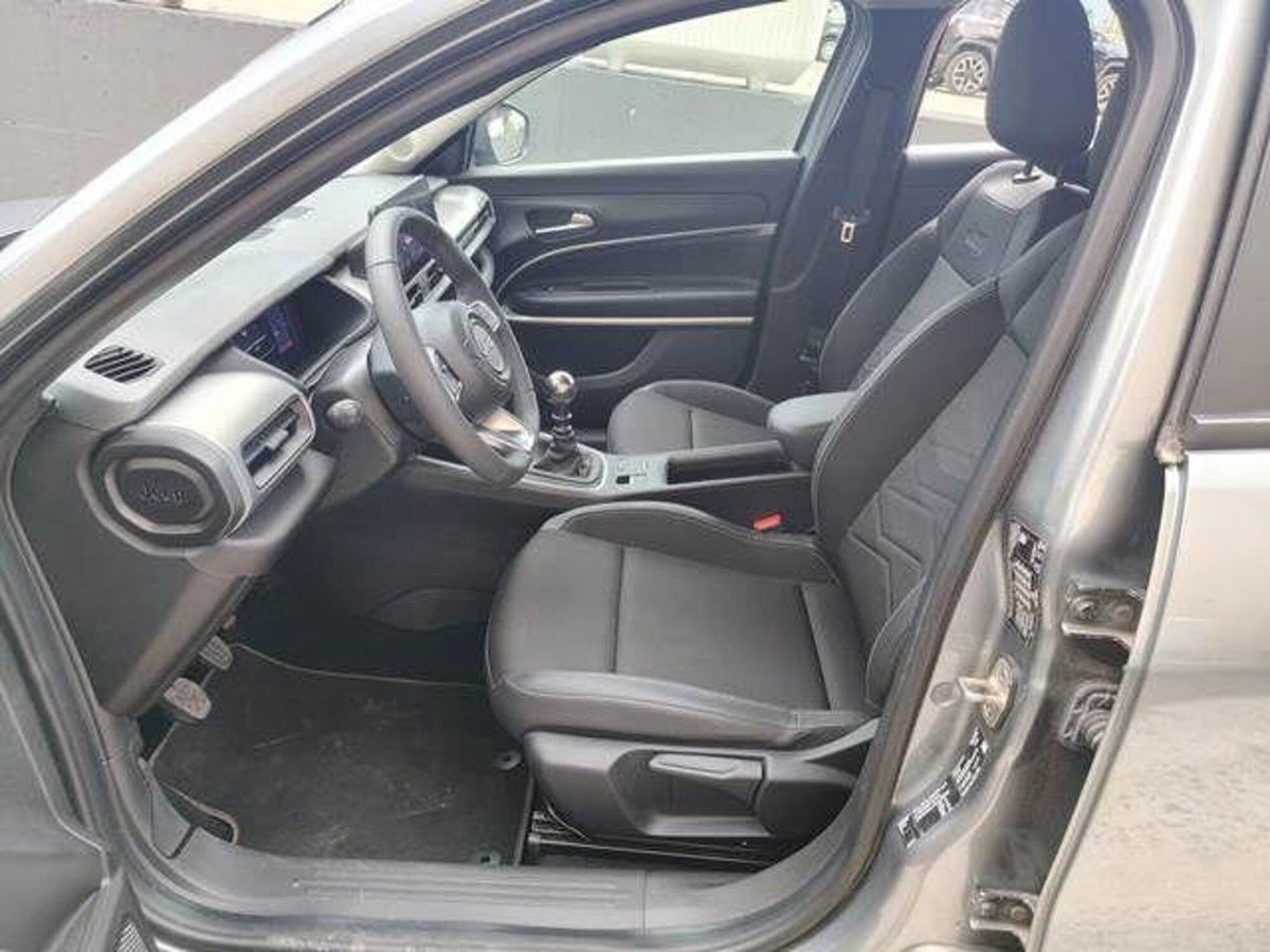 Jeep Avenger 1.2 turbo Summit fwd 100cv (4)