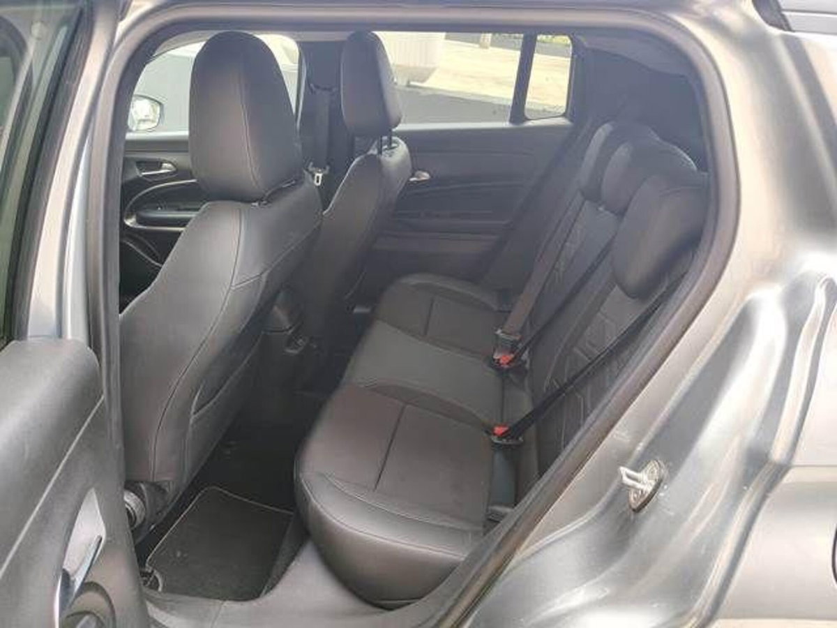 Jeep Avenger 1.2 turbo Summit fwd 100cv (5)