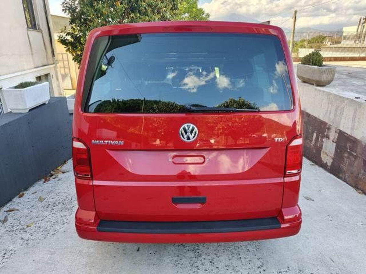 Volkswagen Multivan 2.0 tdi Life 150cv dsg 7p.ti (17)
