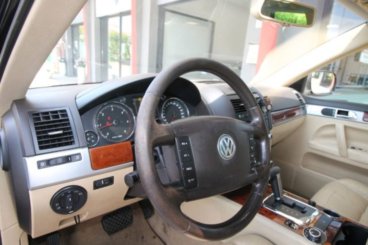 Volkswagen Touareg V6 TDI DPF tiptronic Exclusive (12)