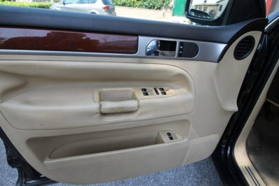 Volkswagen Touareg V6 TDI DPF tiptronic Exclusive (9)