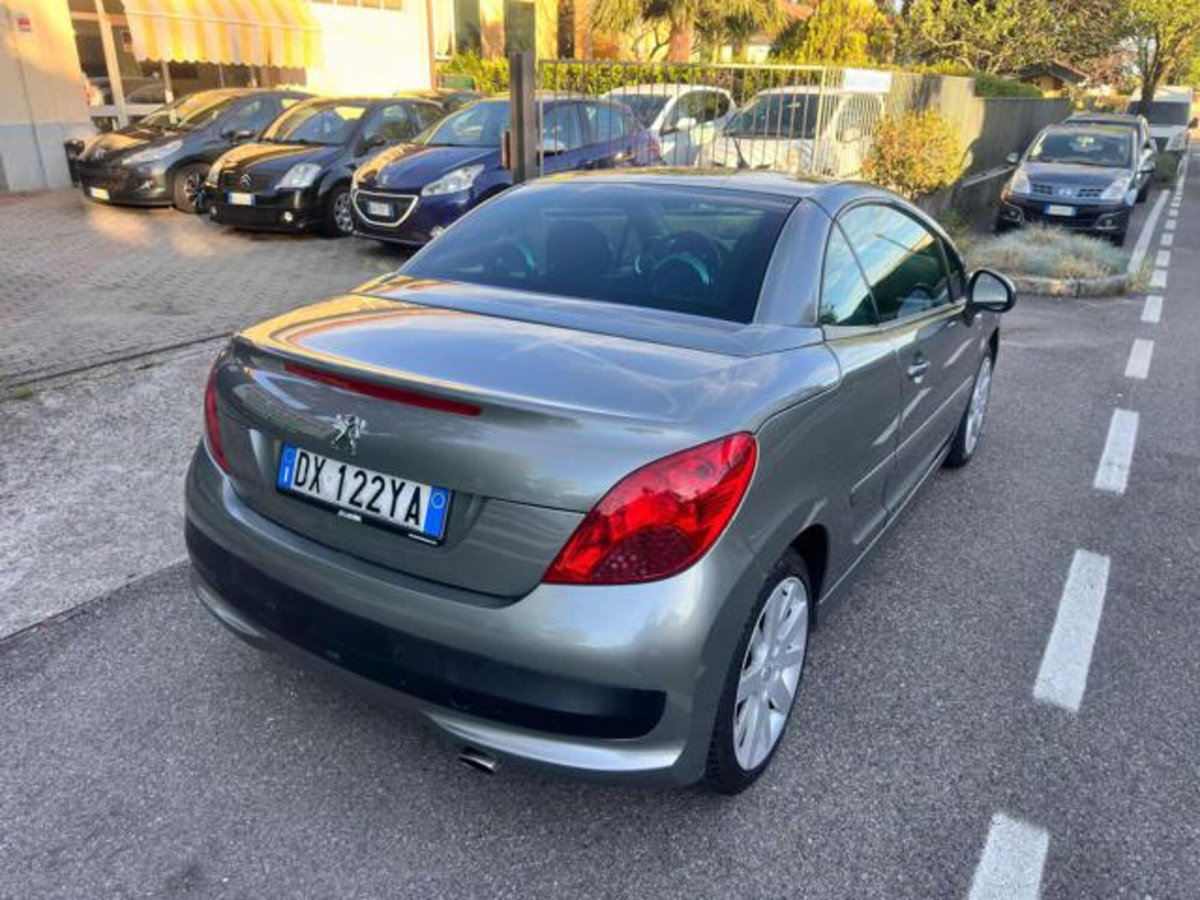 Peugeot 207 Cabrio VTi 120CV CC aut. Féline (16)