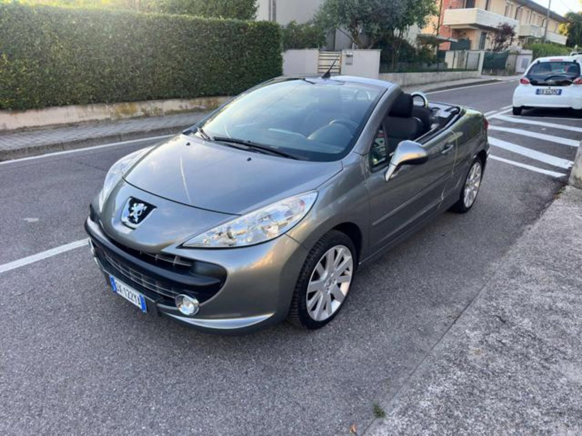 Peugeot 207 Cabrio VTi 120CV CC aut. Féline (4)