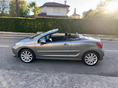 Peugeot 207 Cabrio VTi 120CV CC aut. Féline (7)