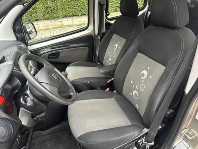 Citroen Nemo Multispace 1.3 HDi 75CV Silver Selection (13)