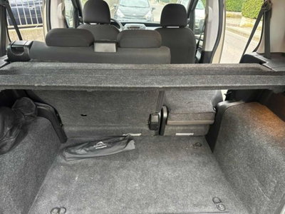 Citroen Nemo Multispace 1.3 HDi 75CV Silver Selection (17)