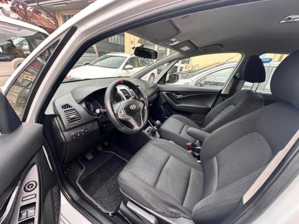 Hyundai ix20 1.4 CRDI 90 CV Style (12)