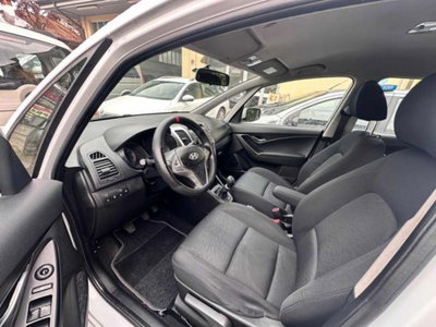 Hyundai ix20 1.4 CRDI 90 CV Style (12)