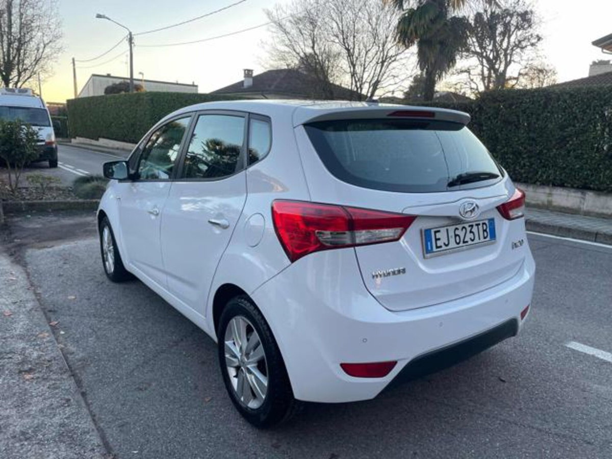 Hyundai ix20 1.4 CRDI 90 CV Style (7)