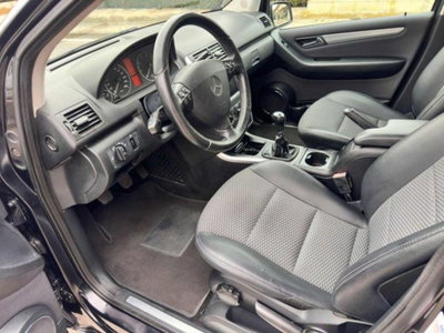 Mercedes-Benz Classe A 160 BlueEFFICIENCY Special Edition Sport (7)