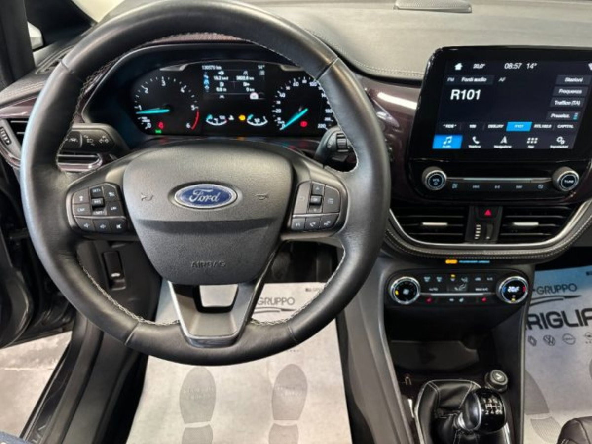Ford Fiesta 1.5 TDCi 5 porte Vignale (7)