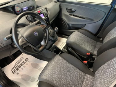 Lancia Ypsilon 1.0 FireFly 5 porte S&S Hybrid Ecochic Gold (13)