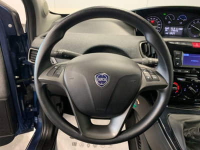 Lancia Ypsilon 1.0 FireFly 5 porte S&S Hybrid Ecochic Gold (19)