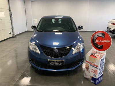 Lancia Ypsilon 1.0 FireFly 5 porte S&S Hybrid Ecochic Gold (2)