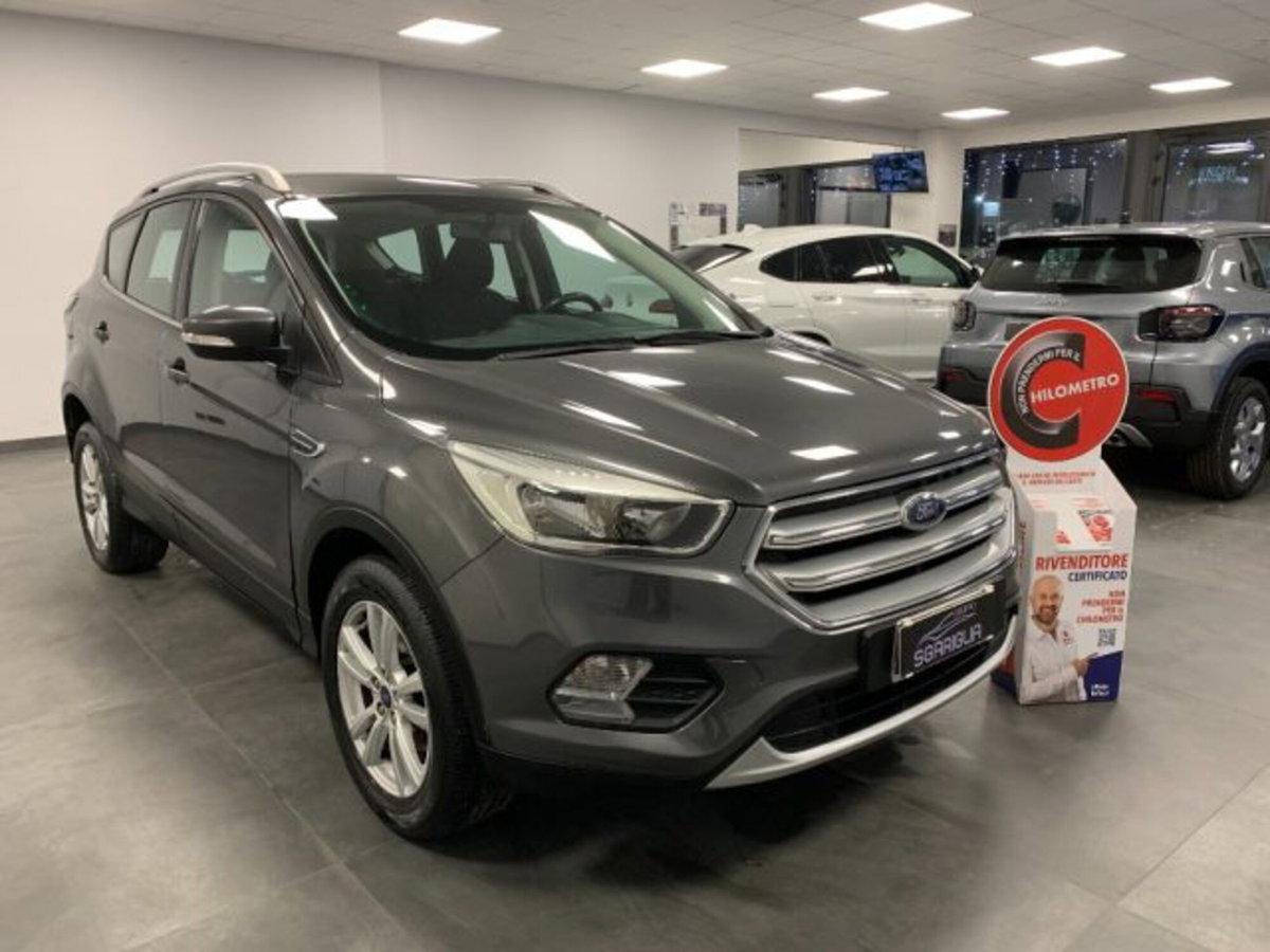 Ford Kuga 1.5 TDCI 120 CV S&S 2WD Powershift Titanium