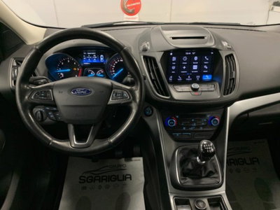 Ford Kuga 1.5 TDCI 120 CV S&S 2WD Powershift Titanium (10)