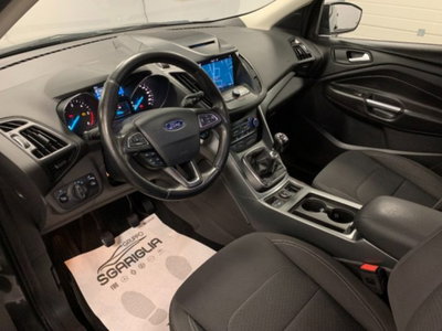 Ford Kuga 1.5 TDCI 120 CV S&S 2WD Powershift Titanium (13)