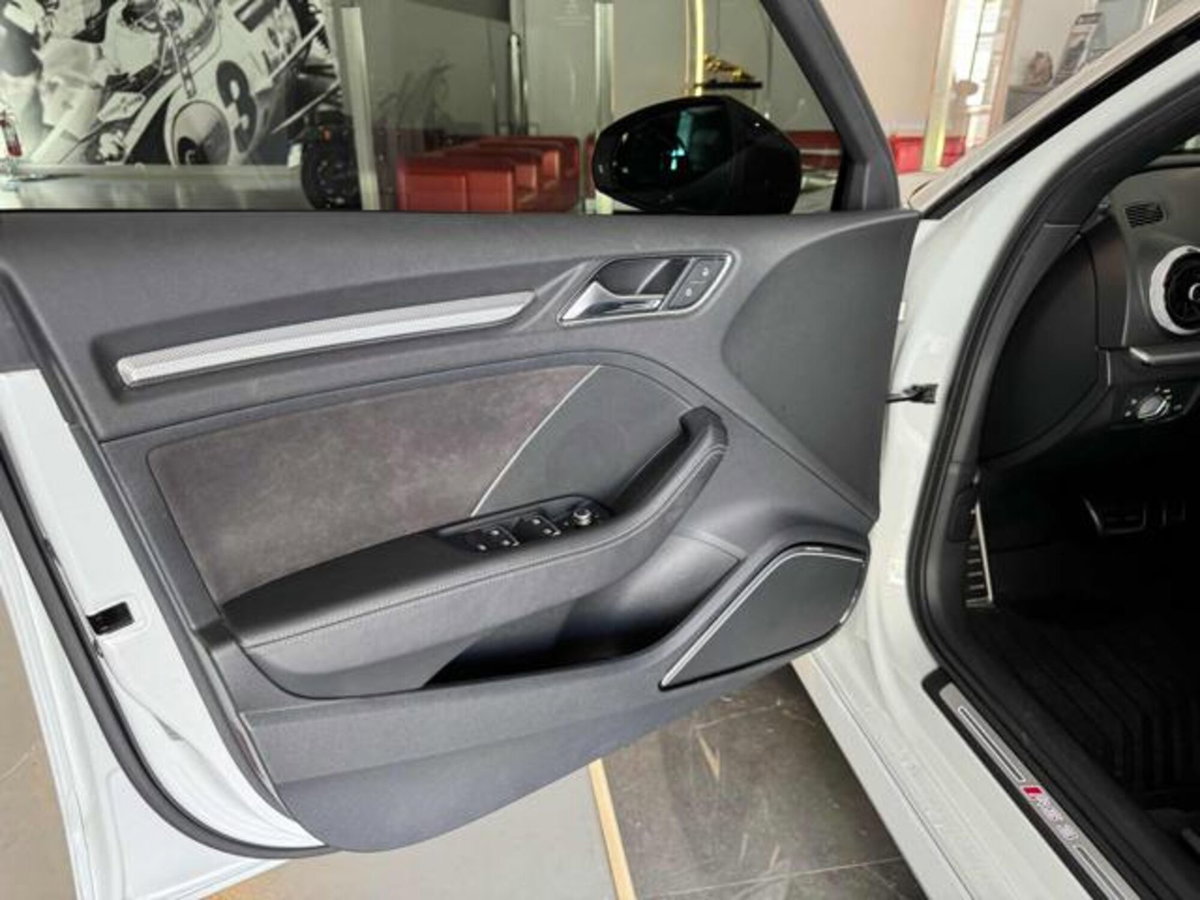 Audi RS 3 Sportback 3 (16)