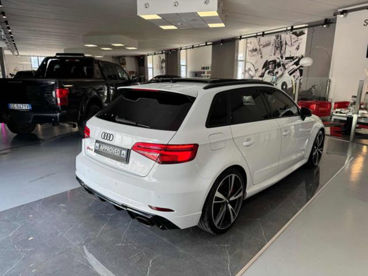 Audi RS 3 Sportback 3 (6)