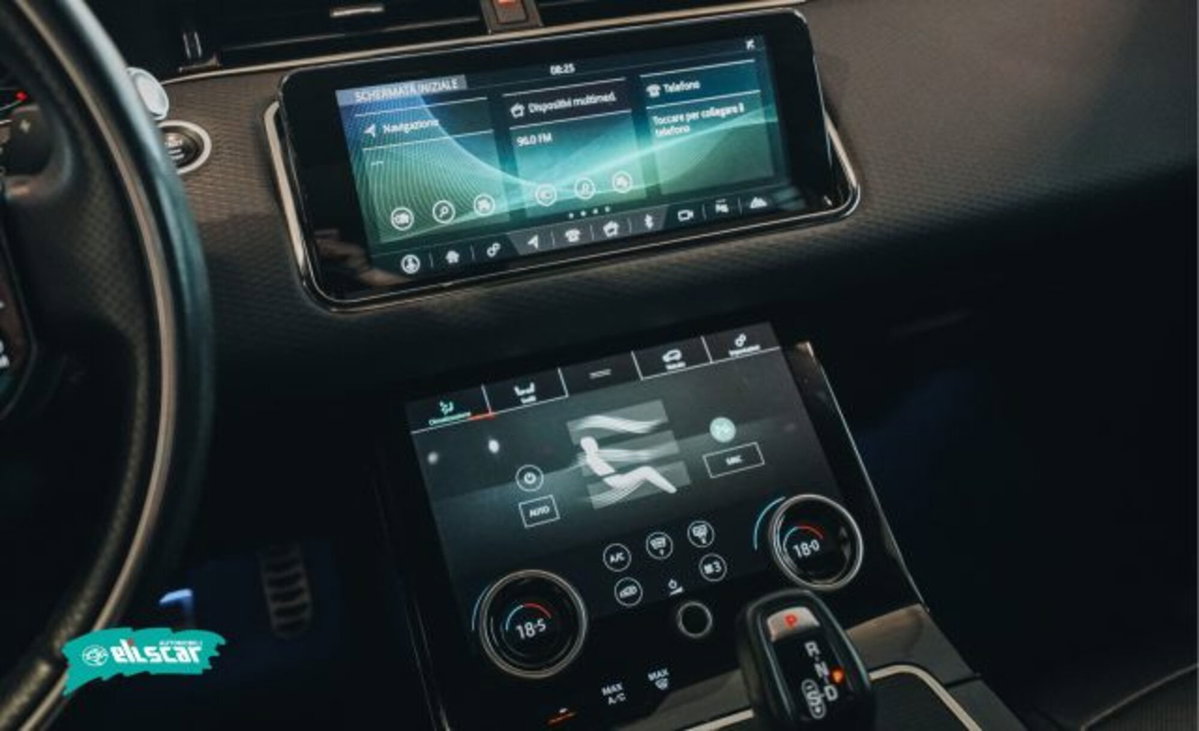 Land Rover Range Rover Evoque 2.0D I4-L.Flw 150 CV R-Dynamic S (19)