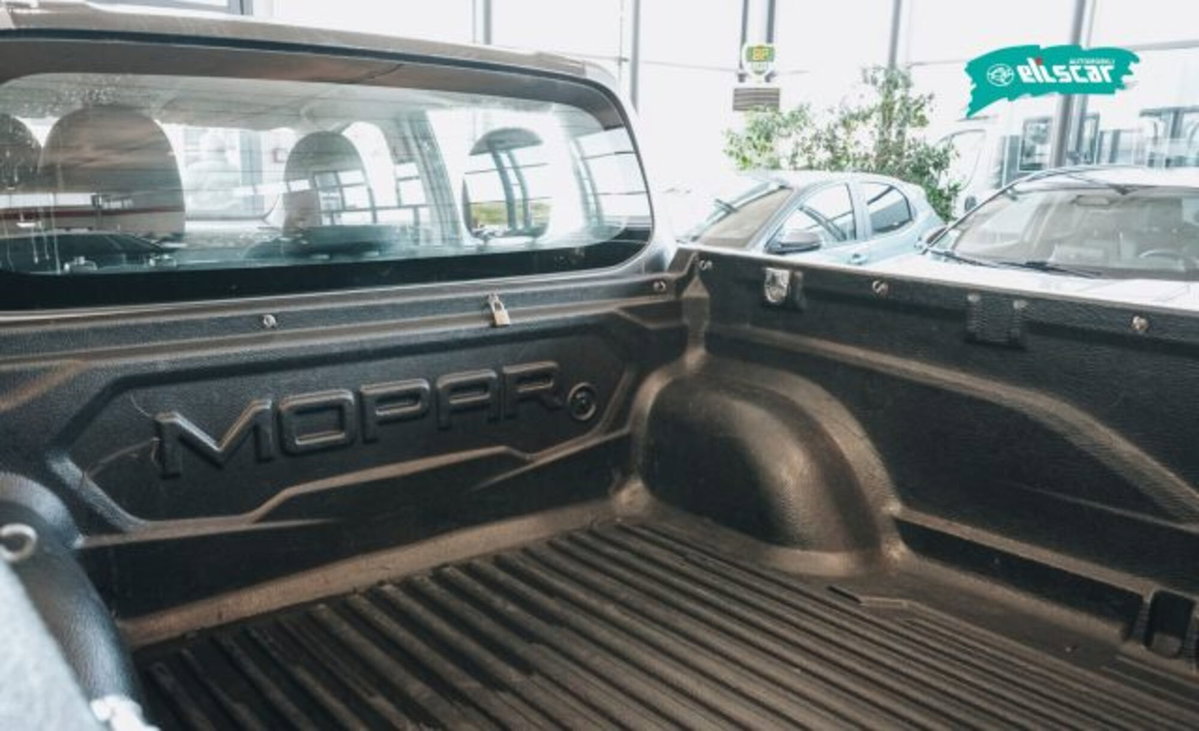 Fiat Fullback 2.4 180CV Doppia Cabina Automatica LX (9)