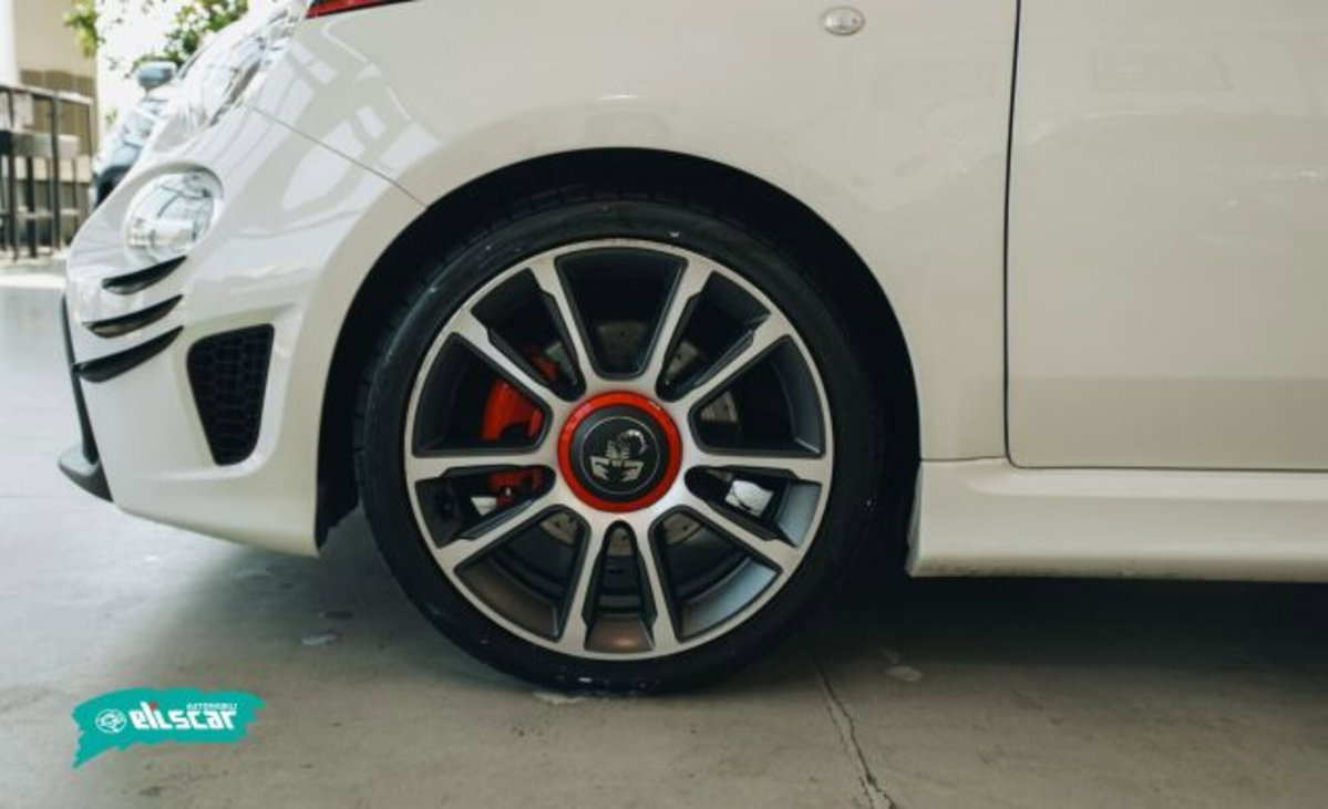Abarth 595 595 1.4 Turbo T-Jet 165 CV Turismo (6)