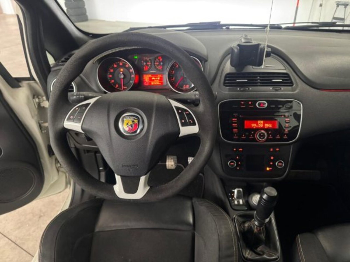 Abarth Punto Evo 1.4 16V Turbo Multiair S&S (11)