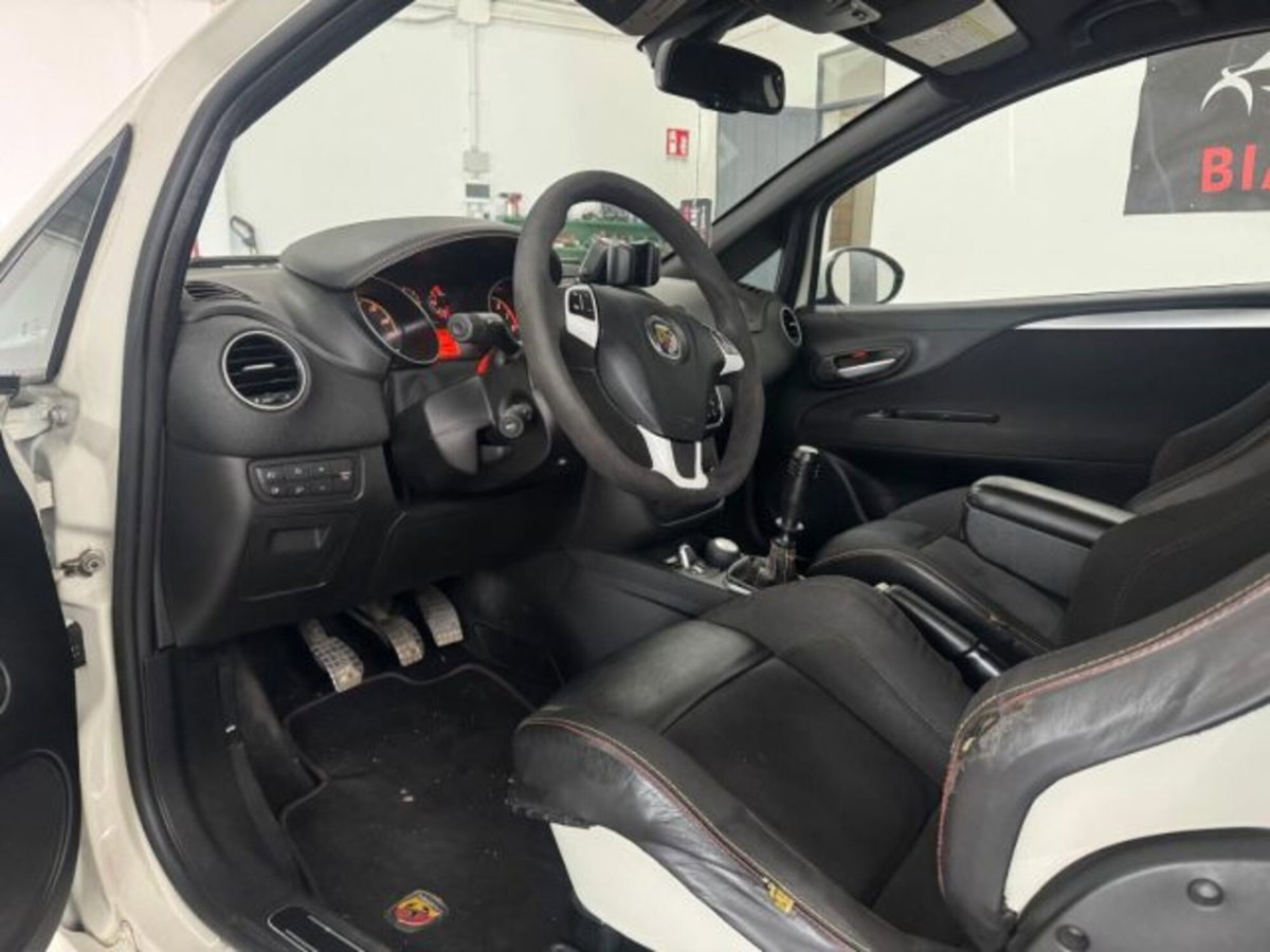 Abarth Punto Evo 1.4 16V Turbo Multiair S&S (7)