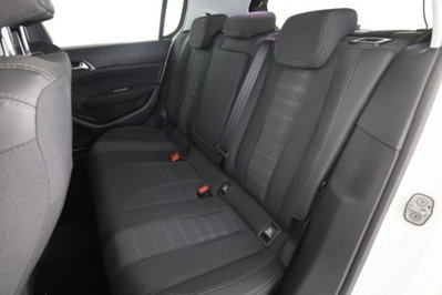 Peugeot 308 BlueHDi 120 S&S EAT6 Allure (3)