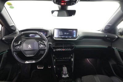 Peugeot 208 PureTech 130 Stop&Start EAT8 5 porte GT Line (4)