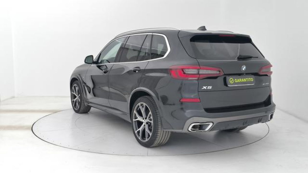 BMW X5 xDrive40d 48V Msport (3)