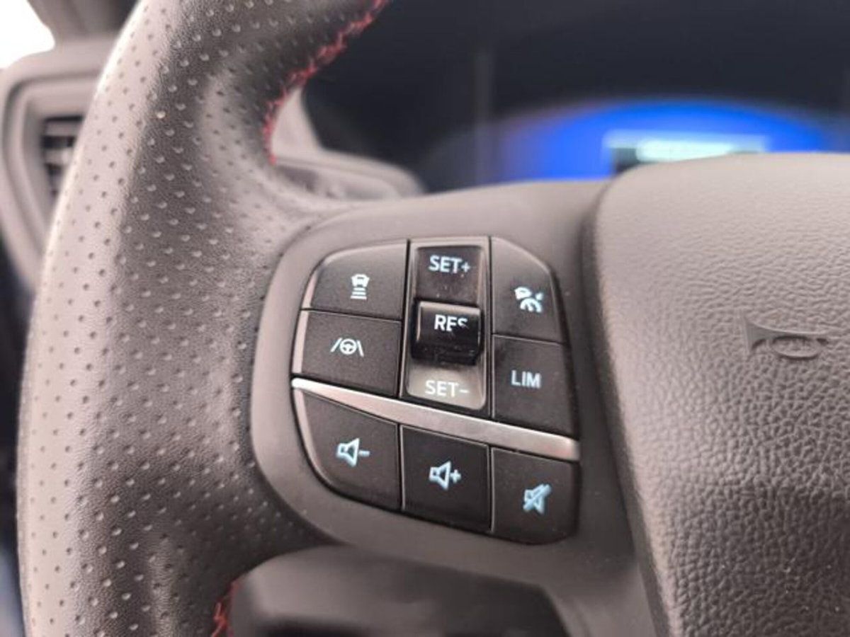 Ford Kuga 2.5 Full Hybrid 190 CV CVT 2WD ST-Line X (14)