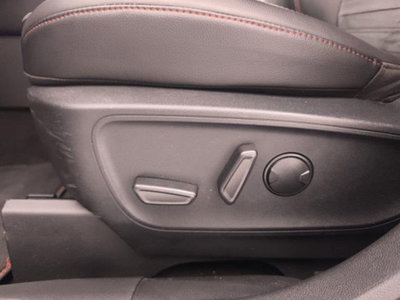 Ford Kuga 2.5 Full Hybrid 190 CV CVT 2WD ST-Line X (19)
