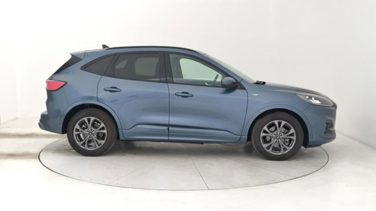 Ford Kuga 2.5 Full Hybrid 190 CV CVT 2WD ST-Line X (6)