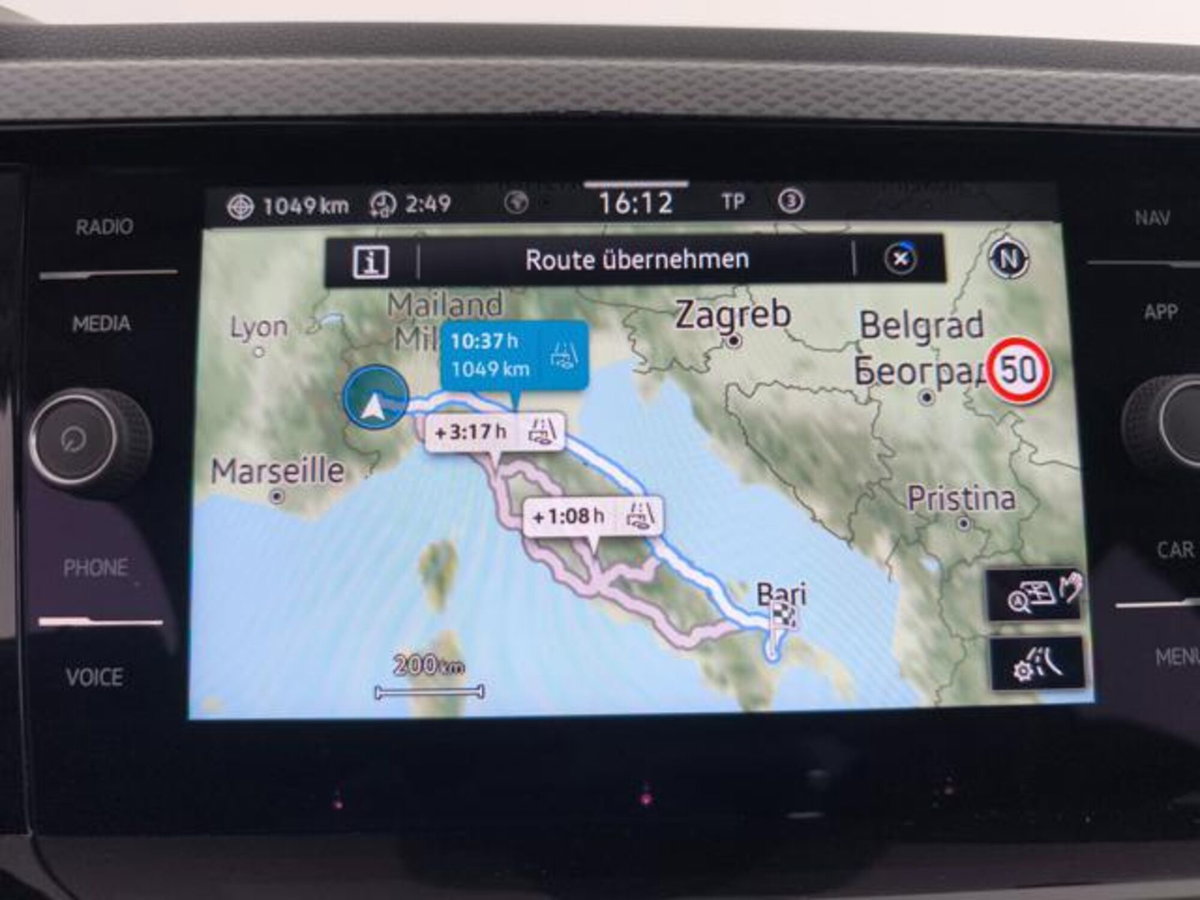 Volkswagen Taigo 1.0 tsi Life 115cv (16)