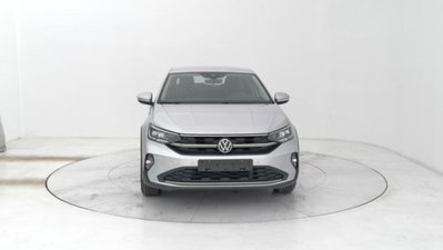 Volkswagen Taigo 1.0 tsi Life 115cv (8)