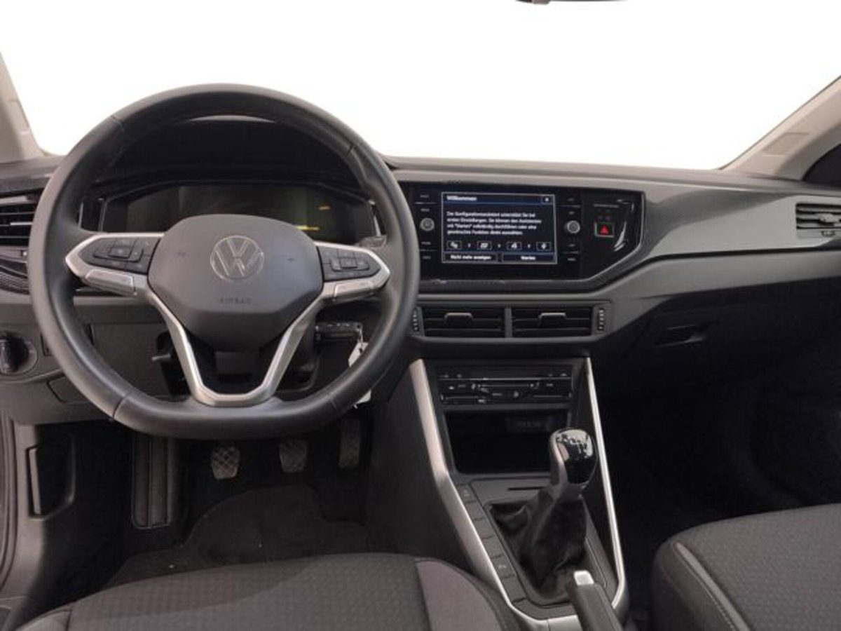 Volkswagen Taigo 1.0 tsi Life 115cv (12)