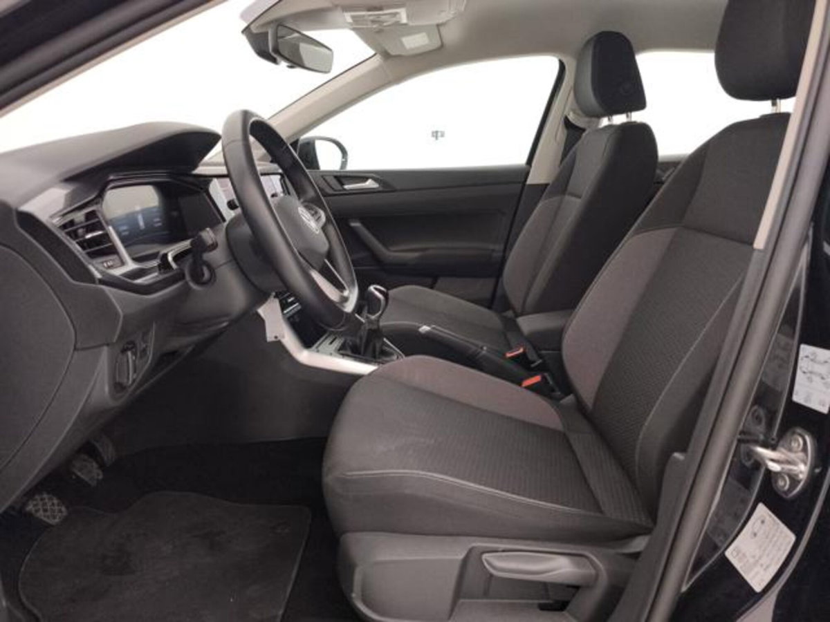 Volkswagen Taigo 1.0 tsi Life 115cv (11)
