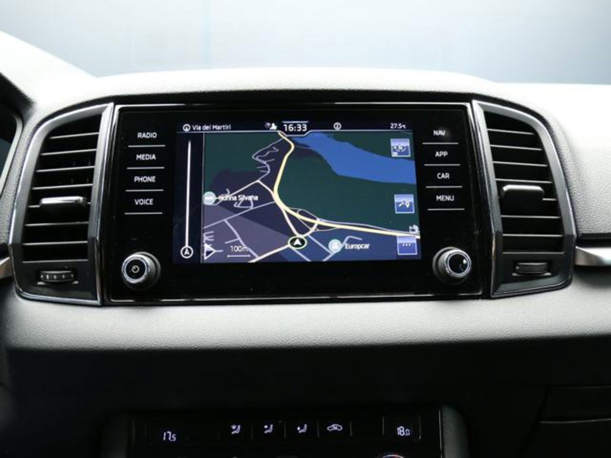 Skoda Karoq 2.0 tdi Executive 115cv (14)