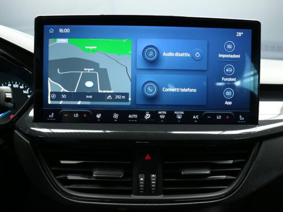 Ford Focus Station Wagon 1.0 EcoBoost Hybrid 155 CV SW ST-Line (14)