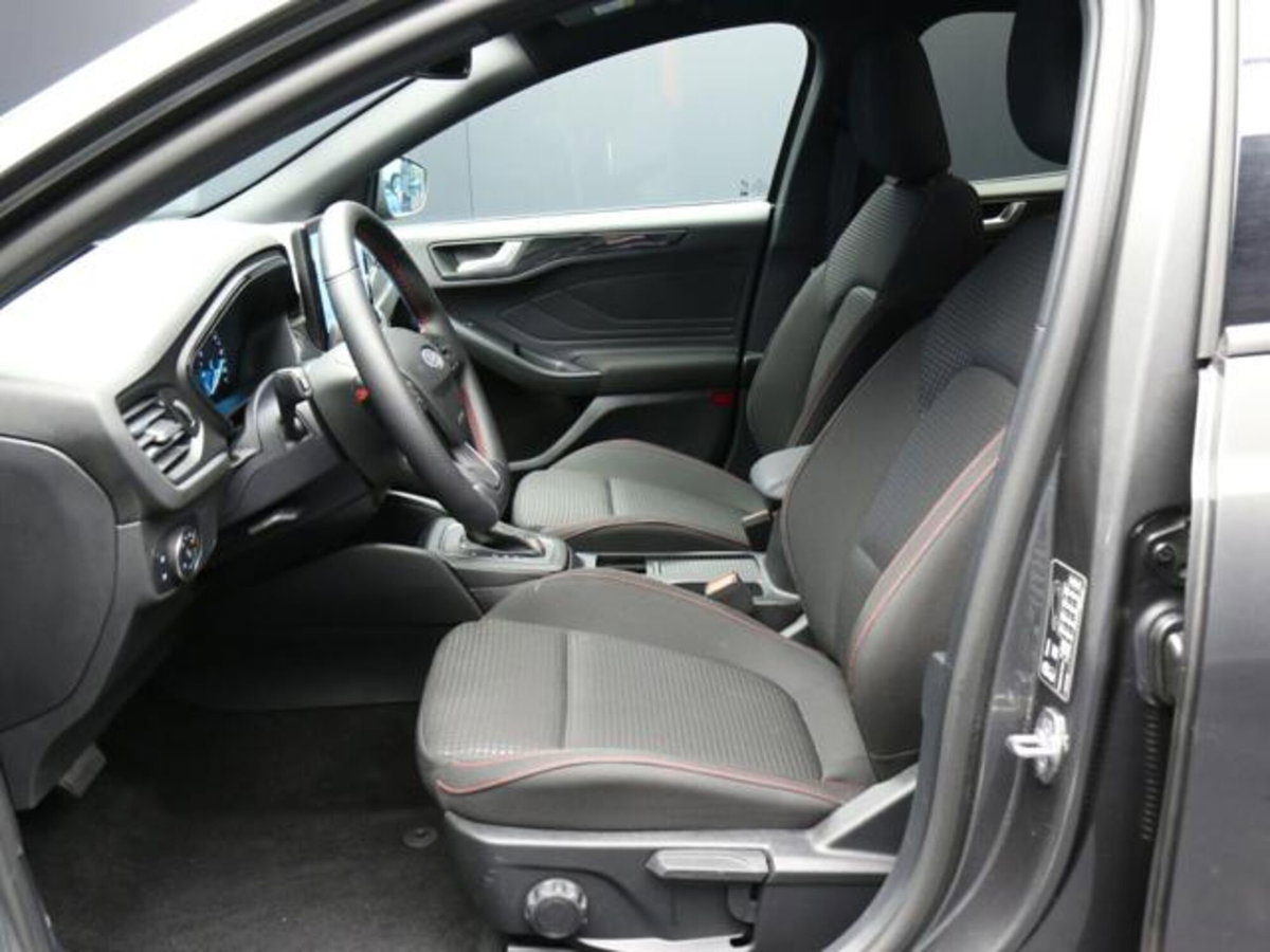 Ford Focus Station Wagon 1.0 EcoBoost Hybrid 155 CV SW ST-Line (8)
