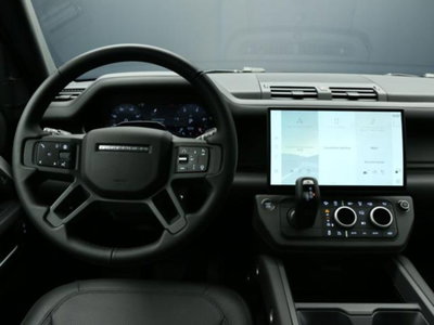 Land Rover Defender 110 3.0d i6 mhev X-Dynamic HSE awd 250cv auto (10)
