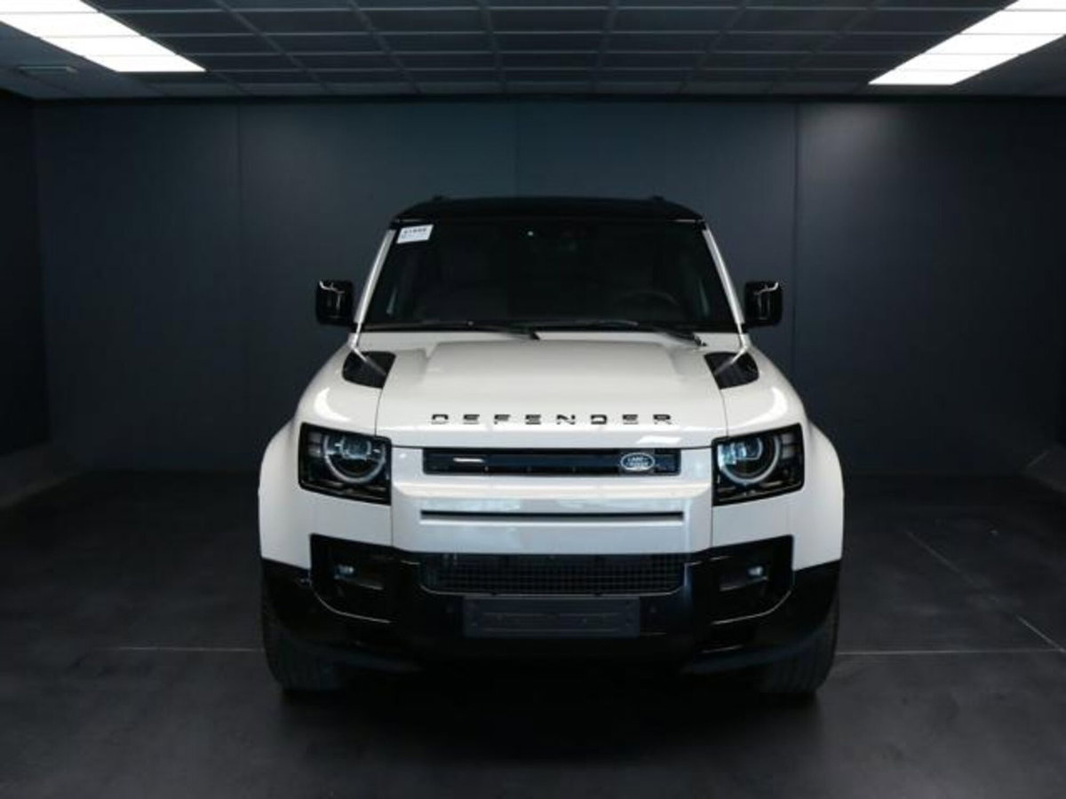 Land Rover Defender 110 3.0d i6 mhev X-Dynamic HSE awd 250cv auto (2)